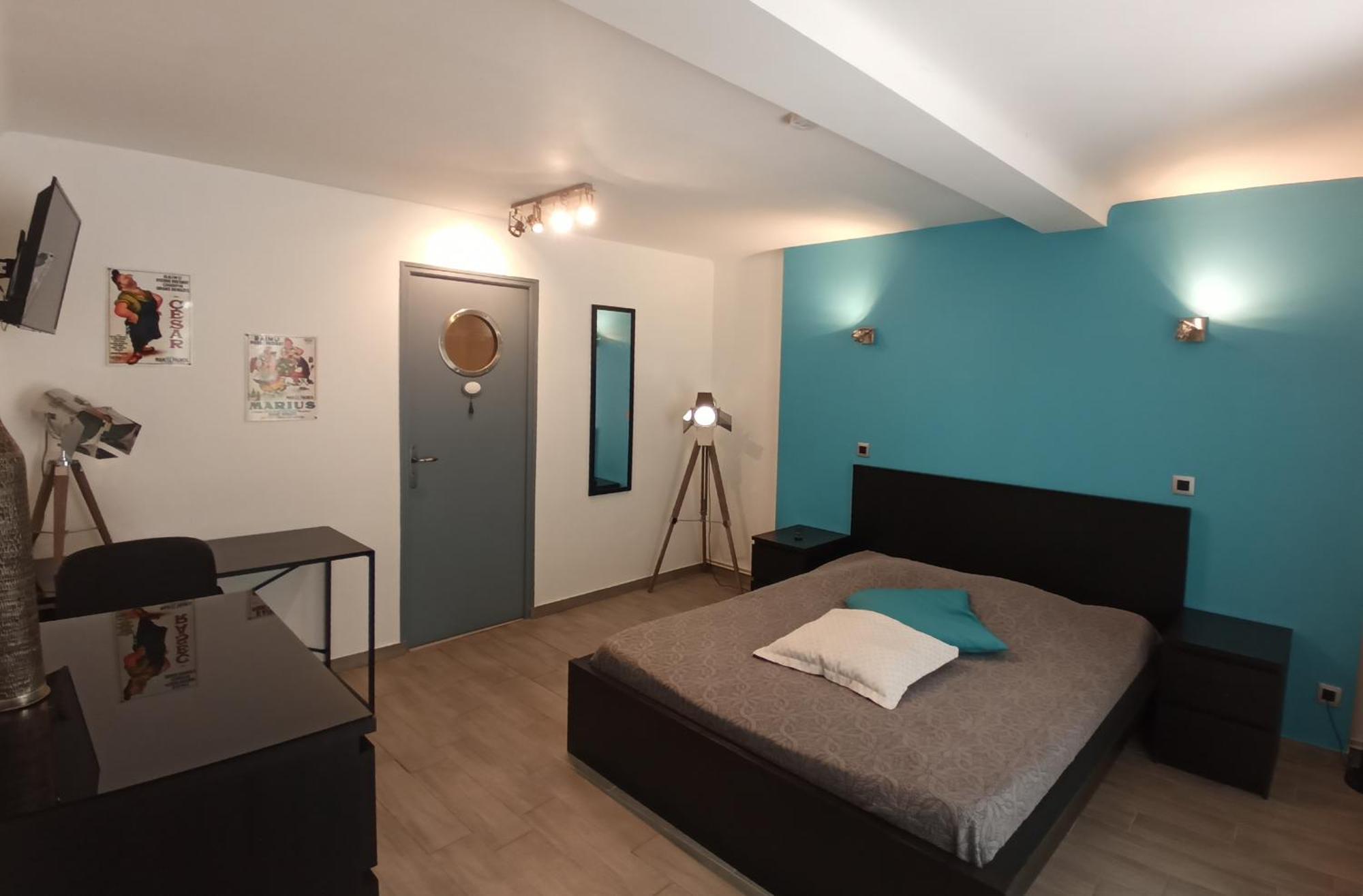 Sur Les Pas De Pagnol Bed and Breakfast Aubagne Exteriör bild