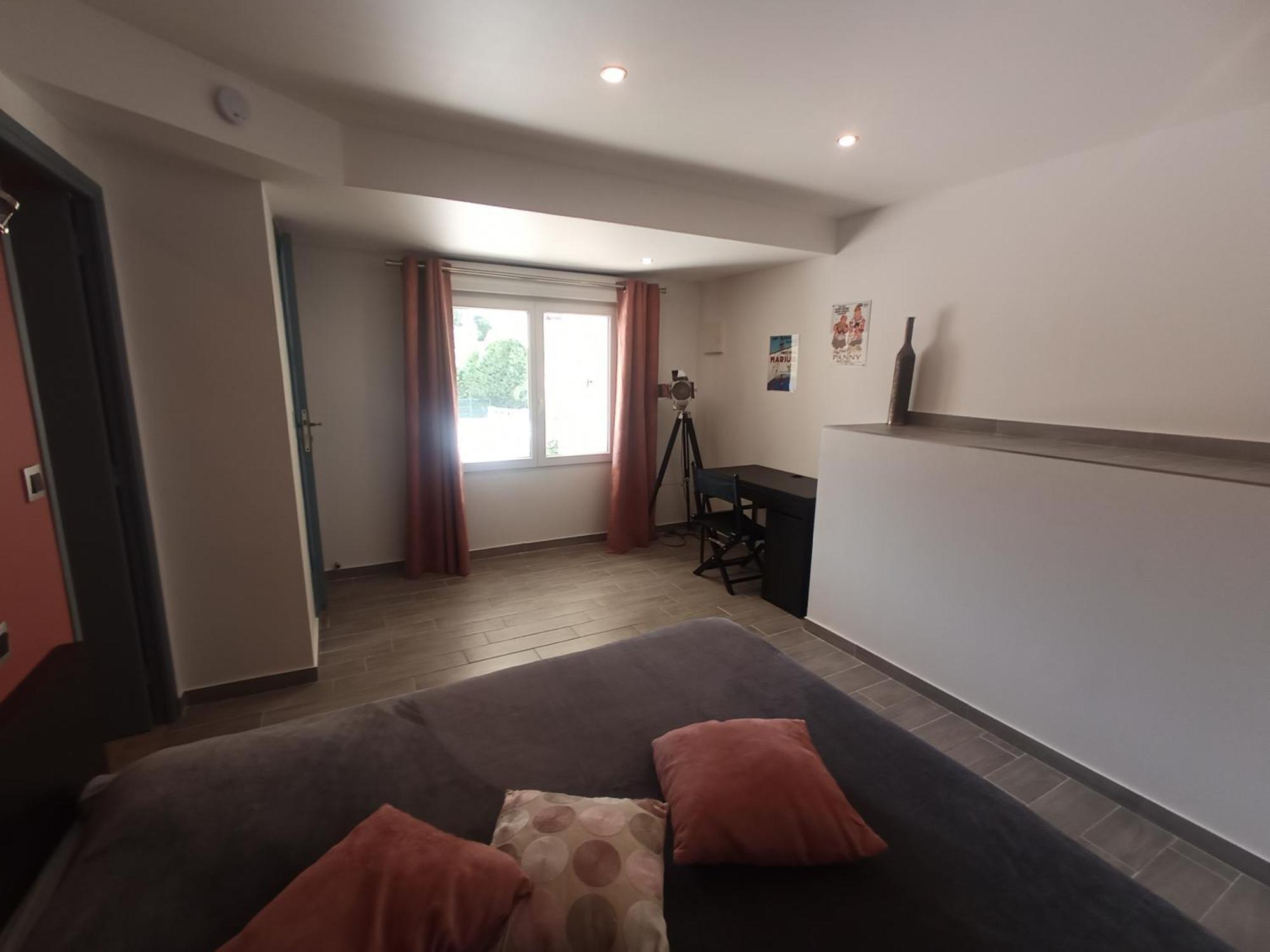 Sur Les Pas De Pagnol Bed and Breakfast Aubagne Rum bild